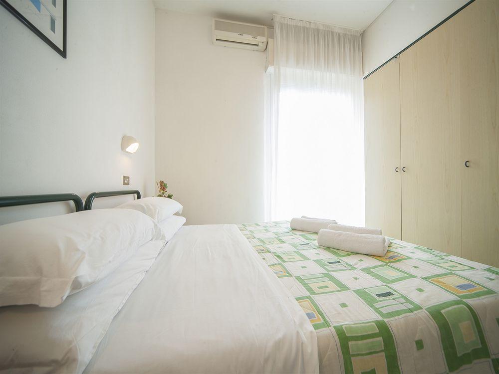Hotel Gemini Rimini Eksteriør bilde